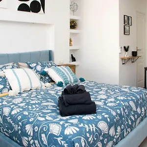 Appartement Au Pied Du Vieux-port Wifi Netflix, Marseille