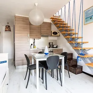 Le Capucin - Petit Duplex Avec Place De Parking Appartement Dinard