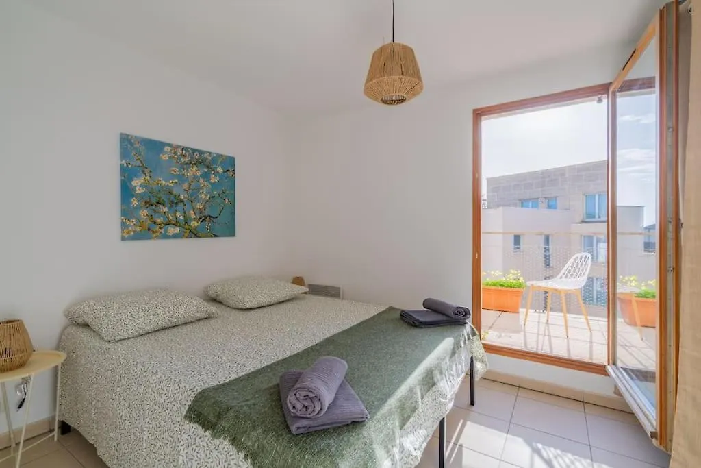 Le Rooftop Saint Charles Parking Prive Marseille
