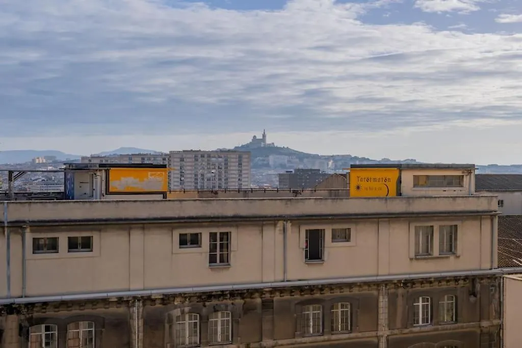 Le Rooftop Saint Charles Parking Prive Marseille France